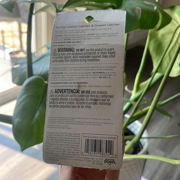 Saftey 1st Spring-Loaded Cabinet & Drawer Latches - Picture 2 of 2